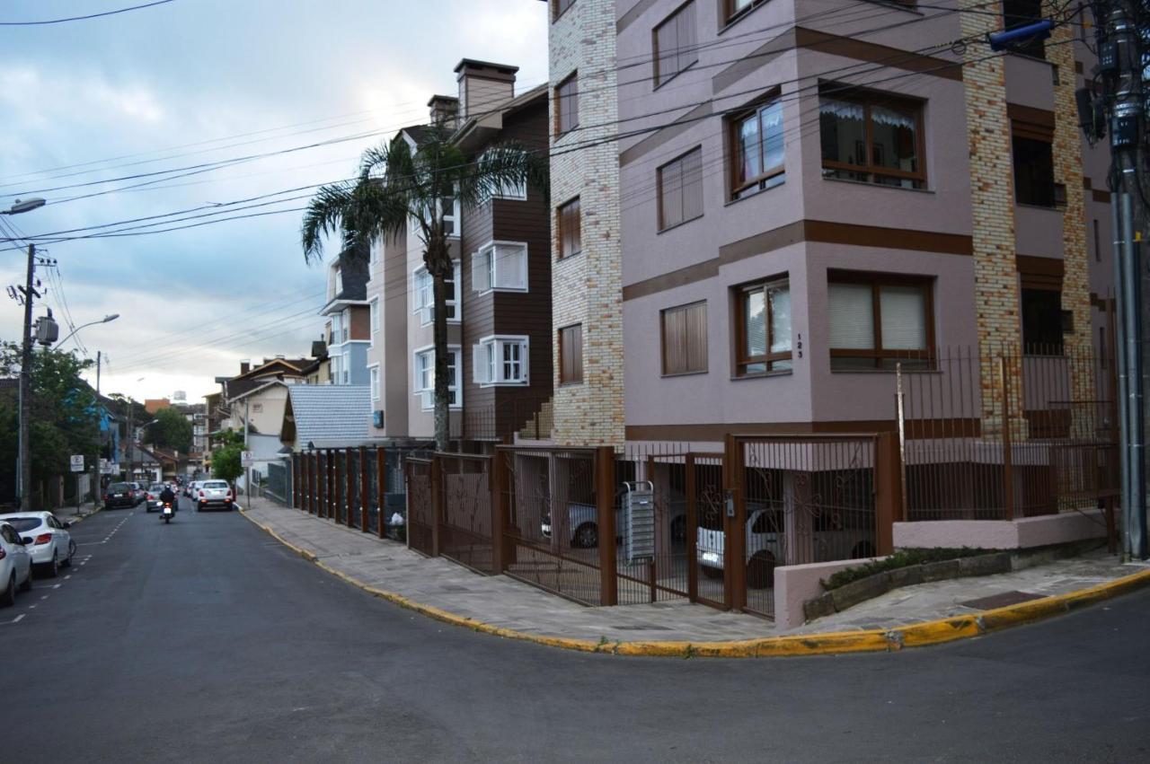 Rosa Apartamento Centro Gramado Esterno foto