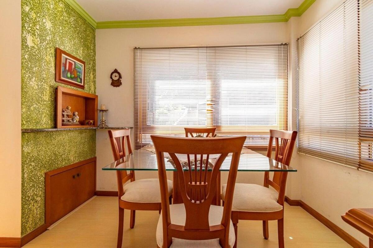 Rosa Apartamento Centro Gramado Esterno foto