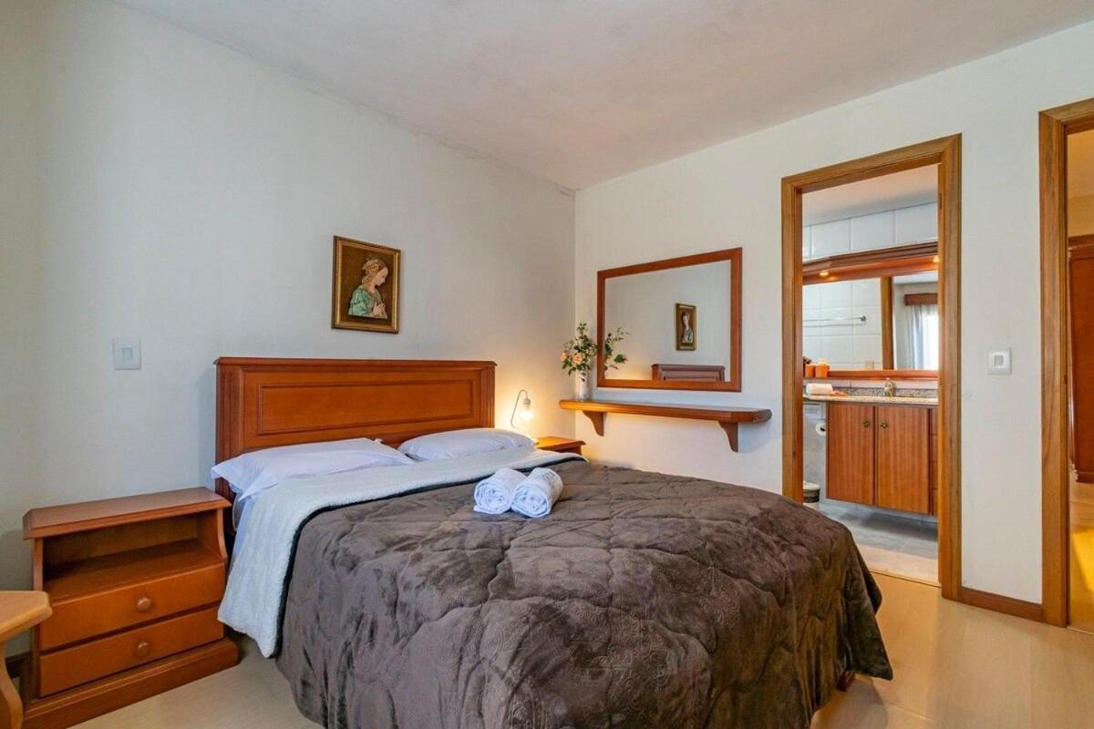 Rosa Apartamento Centro Gramado Esterno foto
